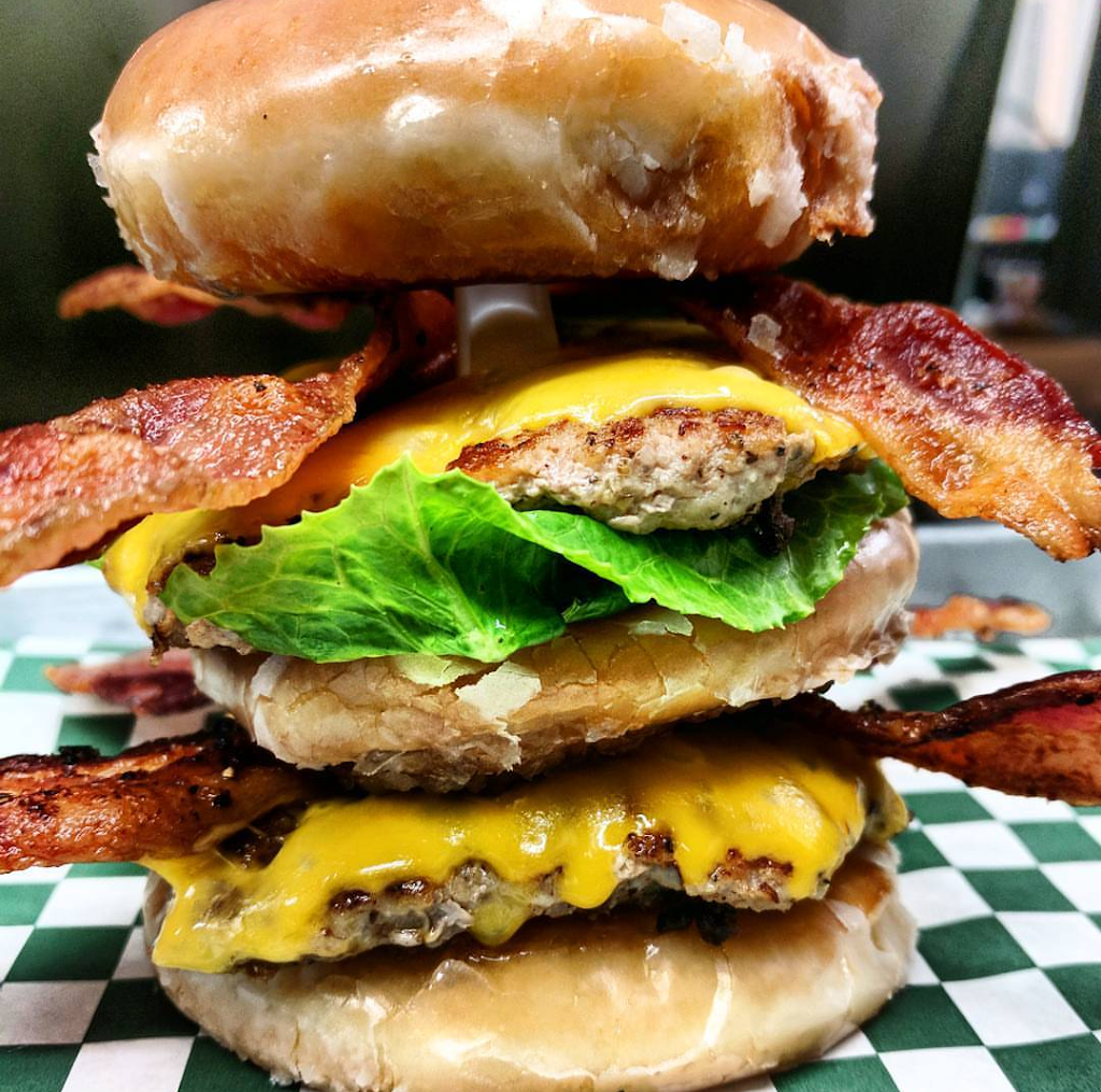 Oh My Burger | restaurant | 2142 W El Segundo Blvd, Gardena, CA 90249, USA | 3107566522 OR +1 310-756-6522