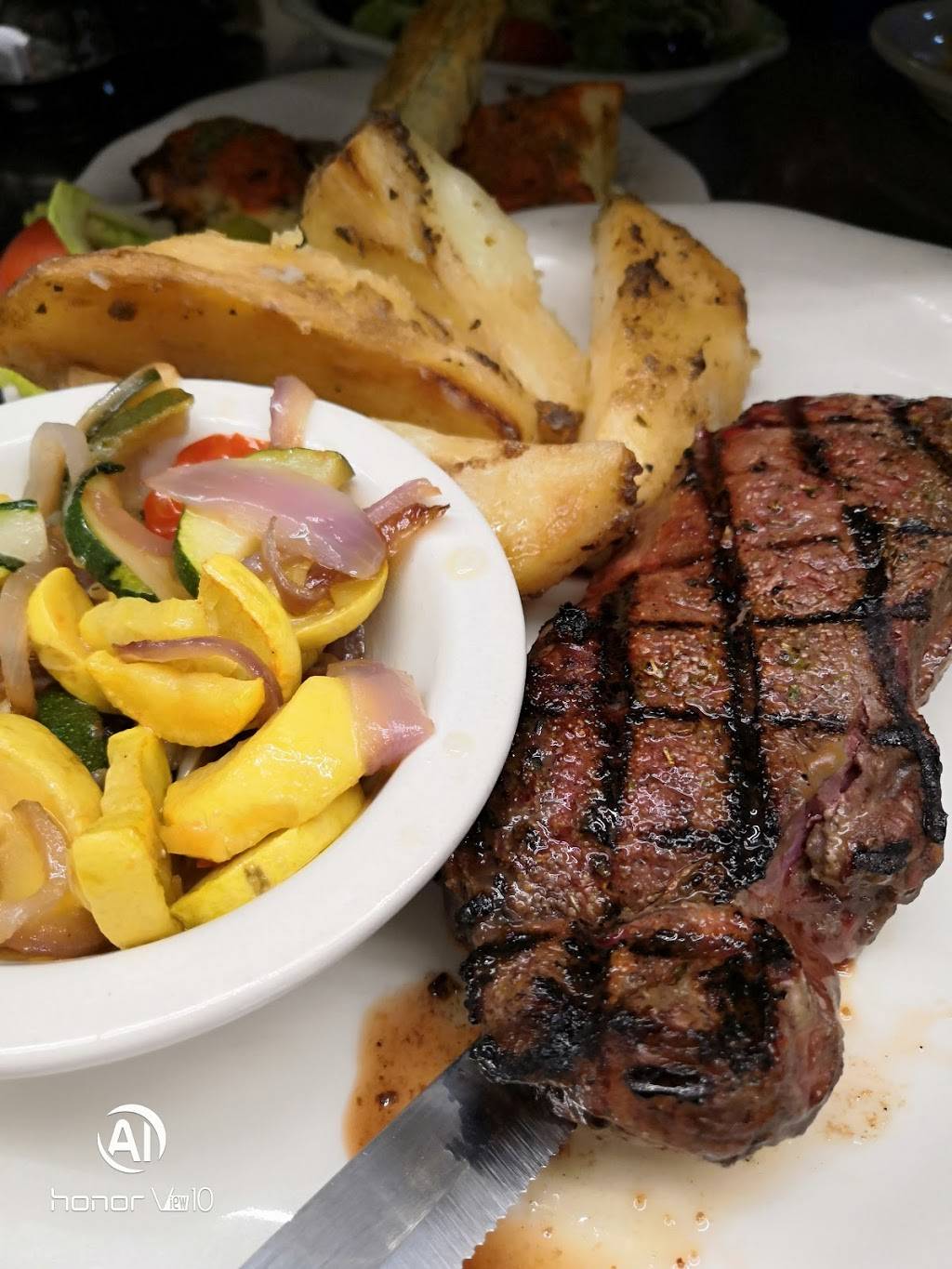 Athena Restaurant | restaurant | 14 Cathedral Pl, St. Augustine, FL 32084, USA | 9048239076 OR +1 904-823-9076