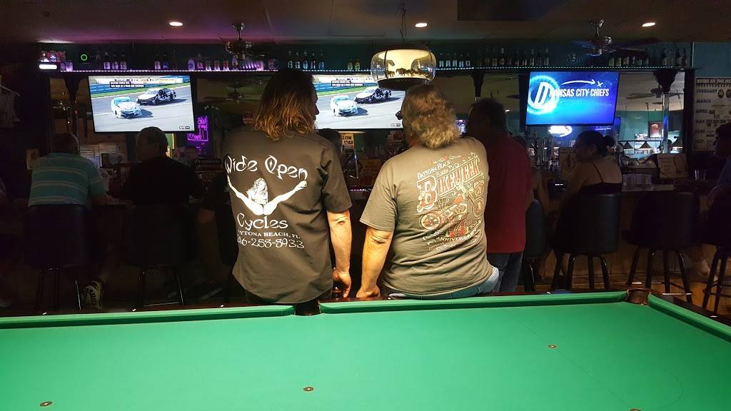 Pool & Brew | restaurant | 561 Beville Rd, South Daytona, FL 32119, USA | 3867611313 OR +1 386-761-1313