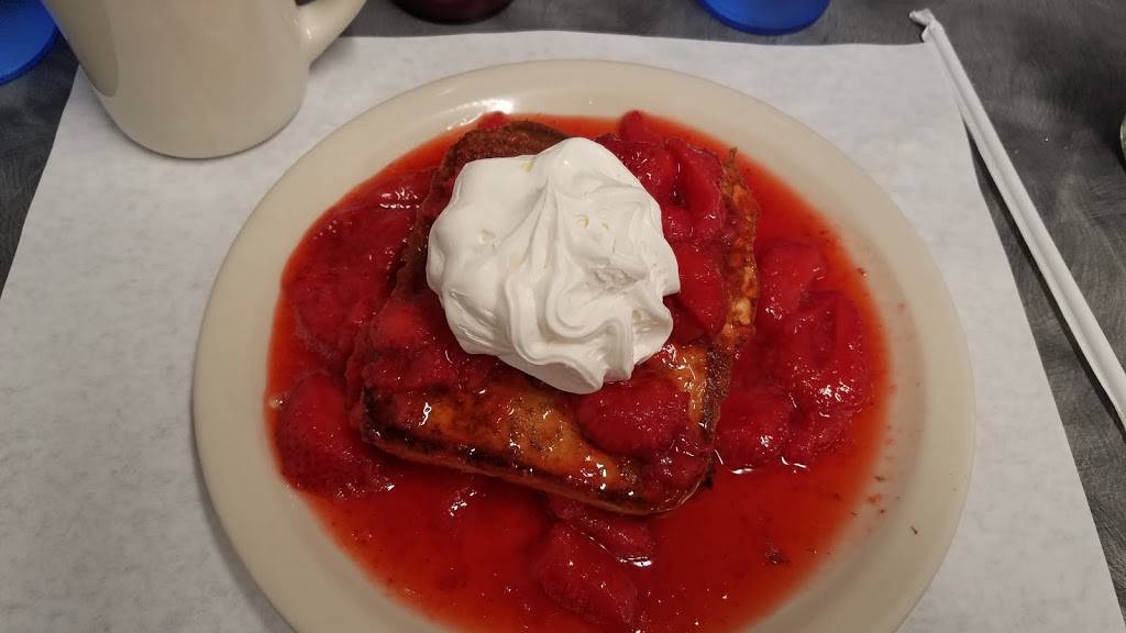 Erics Bridgman Cafe | restaurant | 4210 Lake St, Bridgman, MI 49106, USA | 2694655411 OR +1 269-465-5411