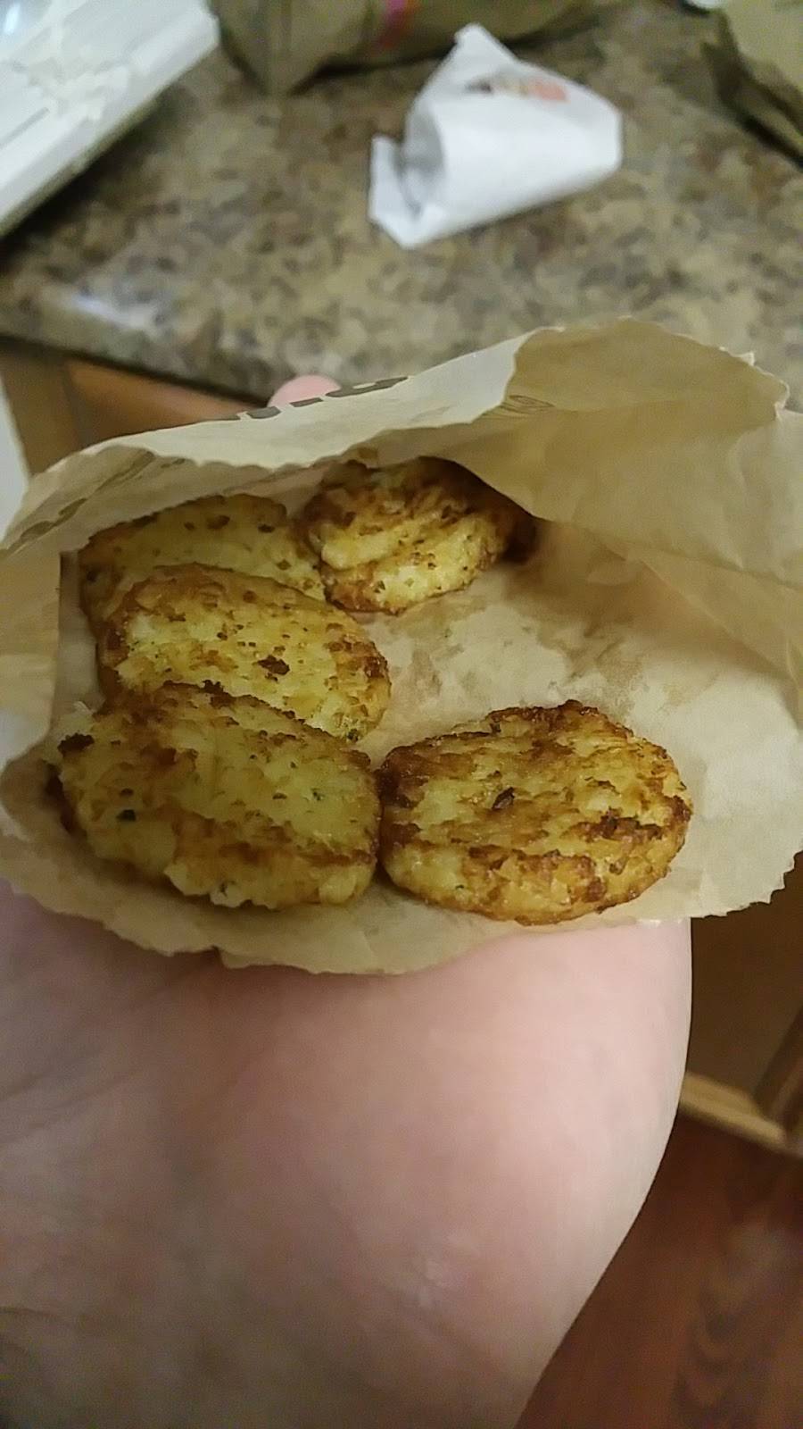 Dunkin Donuts | cafe | 2775 Dundee Rd, Northbrook, IL 60062, USA | 2242618913 OR +1 224-261-8913