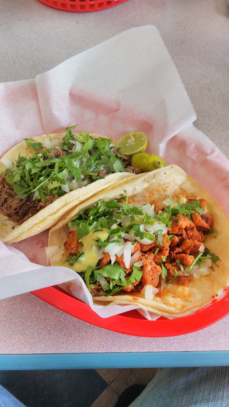 Jrs Tacos | restaurant | 1921 Cedar Bend Dr, Austin, TX 78757, USA | 5128315554 OR +1 512-831-5554