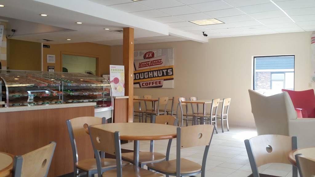 Krispy Kreme | bakery | 707 S 72nd St, Omaha, NE 68114, USA | 4029325581 OR +1 402-932-5581