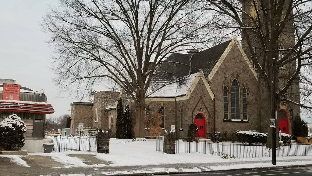 Starbucks | cafe | 6024 Ridge Ave, Philadelphia, PA 19128, USA | 2154870830 OR +1 215-487-0830