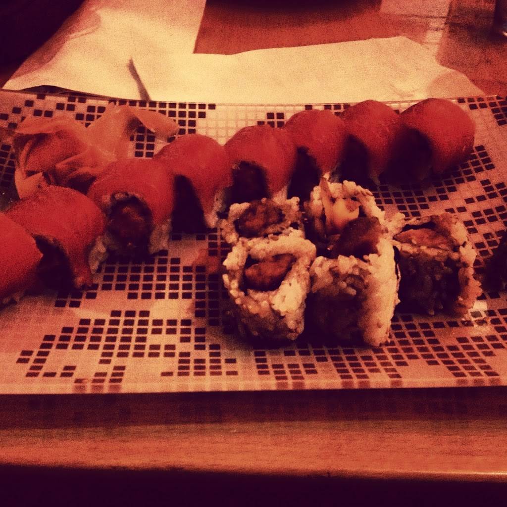 Sushi Boat | restaurant | 4971 Main St #3, Manchester Center, VT 05255, USA | 8023661888 OR +1 802-366-1888