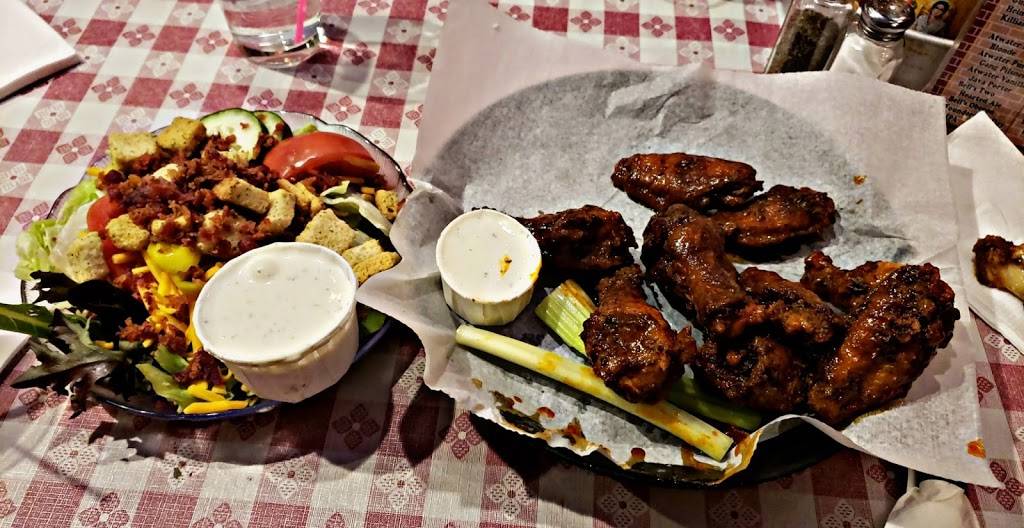 Sweetwater Tavern | restaurant | 400 E Congress St, Detroit, MI 48226, USA | 3139622210 OR +1 313-962-2210