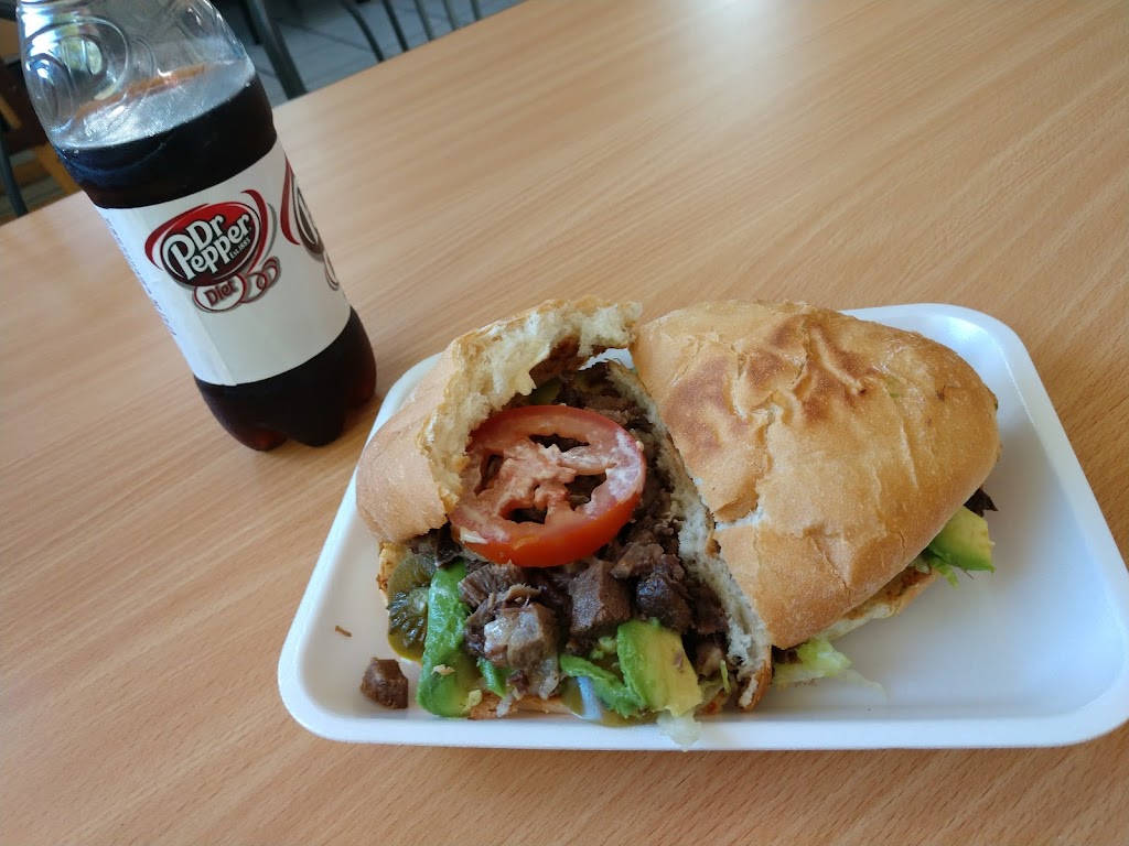 TACOS Y MARISCOS EL RODEO | restaurant | 648 N Riverside Dr, Española, NM 87532, USA | 5057478791 OR +1 505-747-8791