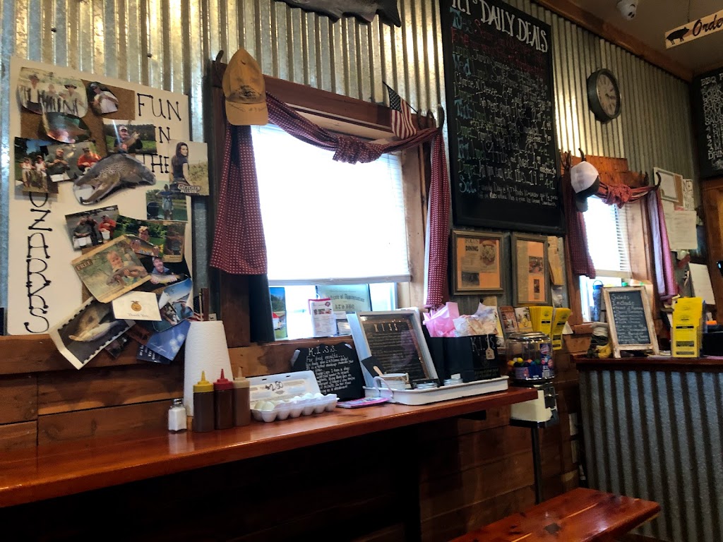 K Ts Smokehouse BBQ | restaurant | 406 E Main St, Gassville, AR 72635, USA | 8704355080 OR +1 870-435-5080