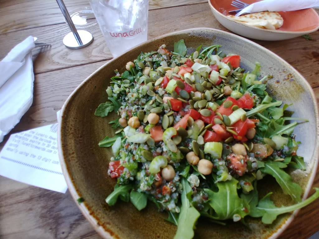 Luna Grill | restaurant | 1571 E Debbie Ln #140, Mansfield, TX 76063, USA | 8177794600 OR +1 817-779-4600