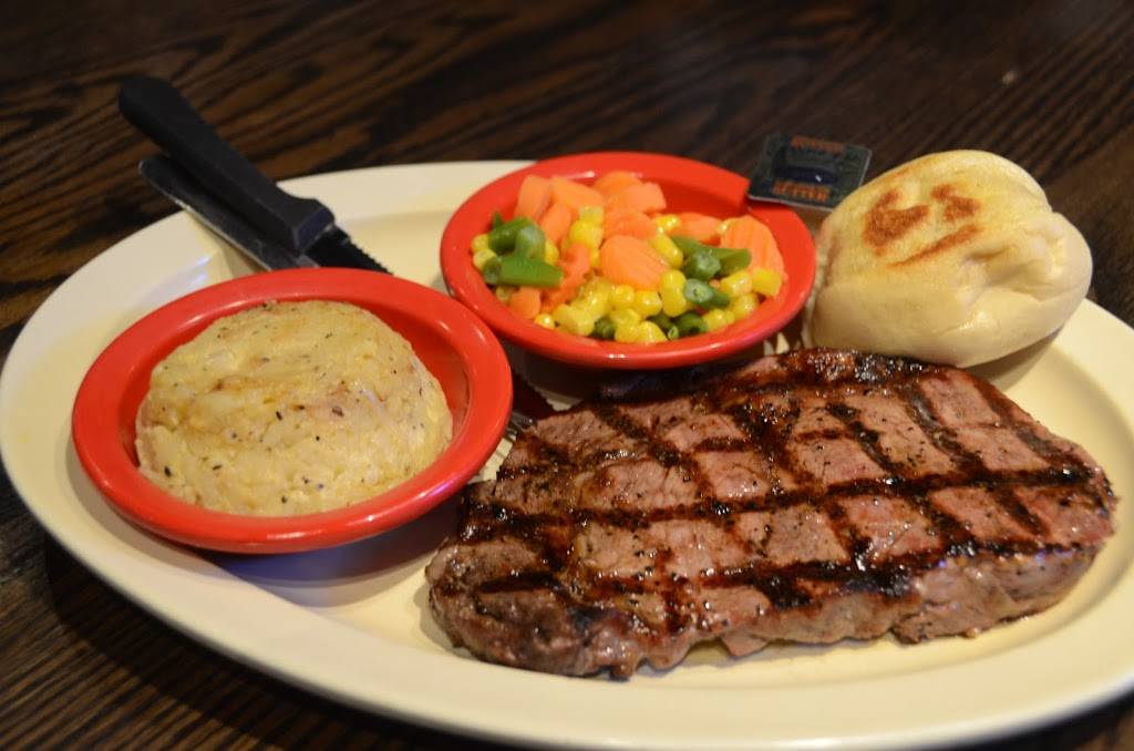 The Chicken Coop Sports Bar and Grill | restaurant | 12725 Meredith Dr, Urbandale, IA 50323, USA | 5153342667 OR +1 515-334-2667