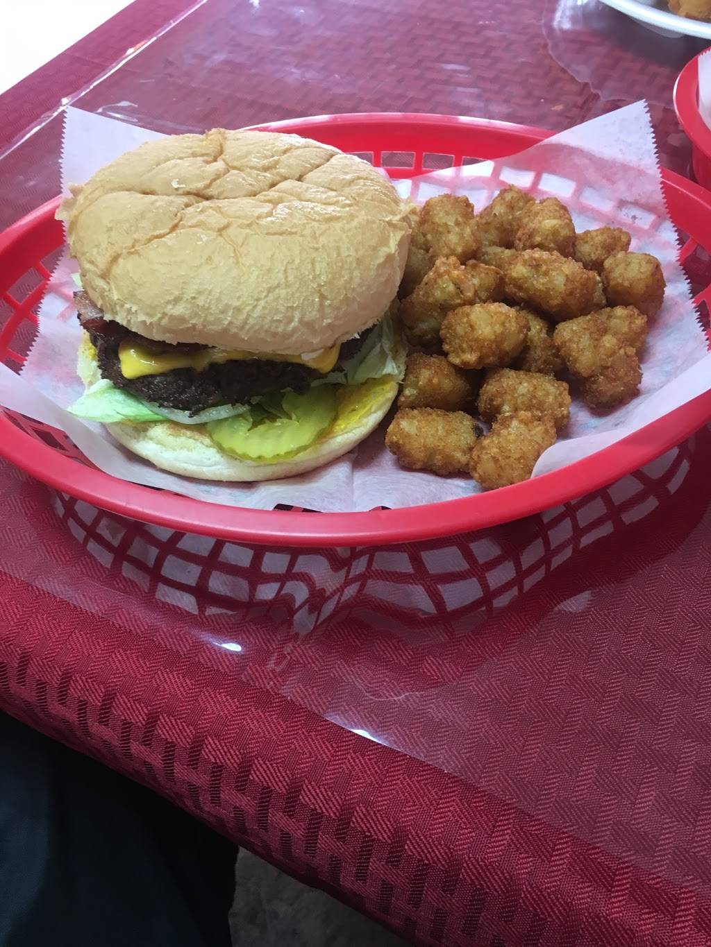 Suko’s Burger House | restaurant | 93 Lockwood Dr, Houston, TX 77011, USA | 7139237951 OR +1 713-923-7951