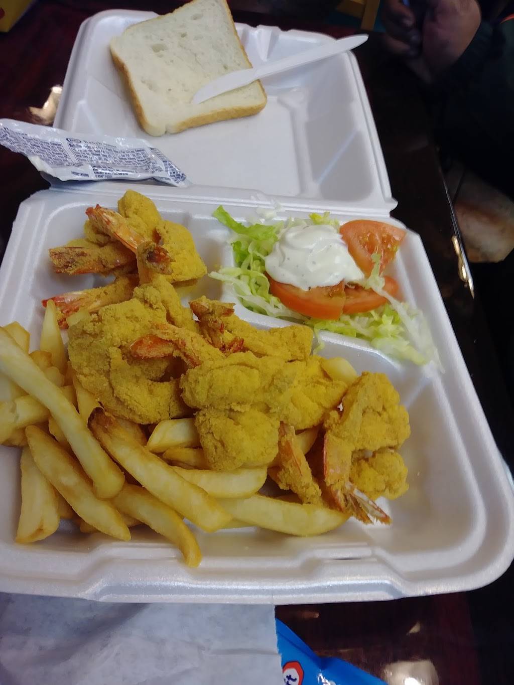 Mikes Po Boys | meal takeaway | 1006 E Worthey St, Gonzales, LA 70737, USA | 2256474746 OR +1 225-647-4746