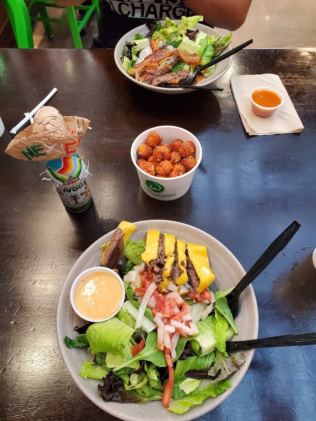 Wahlburgers | restaurant | The Battery, 455 Legends Pl #874, Atlanta, GA 30339, USA | 6784021195 OR +1 678-402-1195