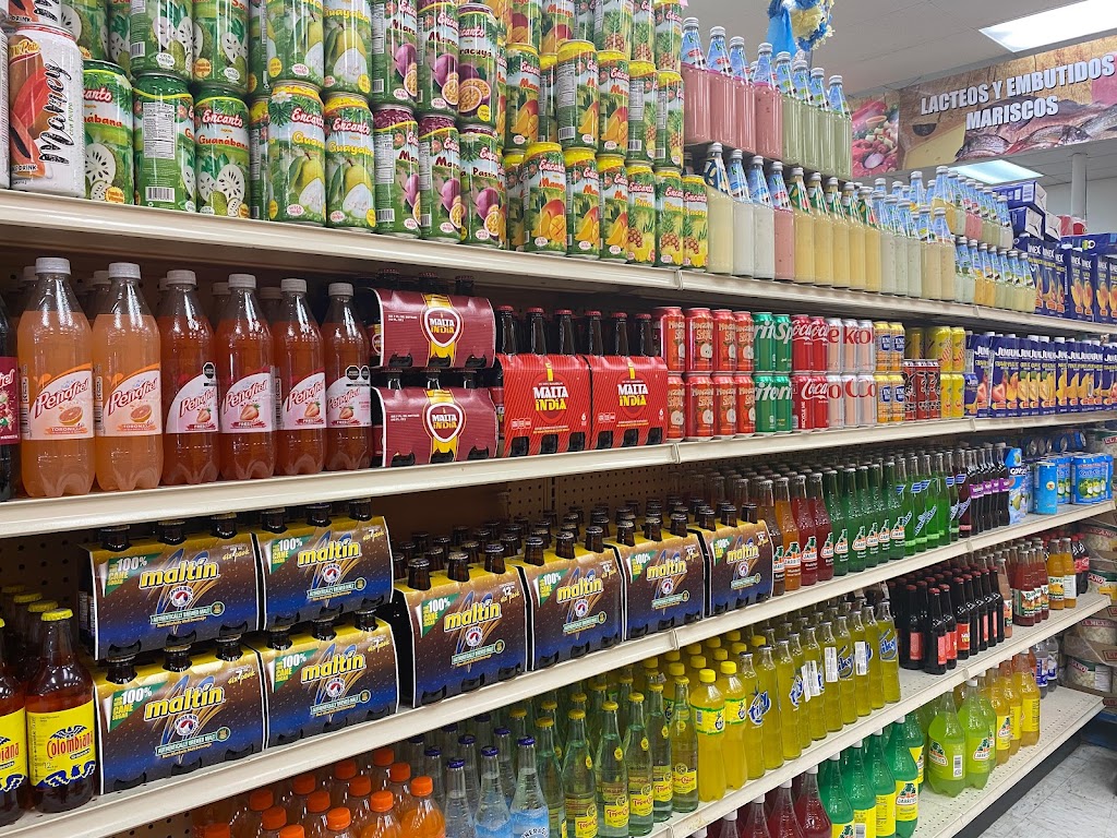 Supermercado El Cajolense | bakery | 810 1st Ave E, Shakopee, MN 55379, USA | 9524458239 OR +1 952-445-8239