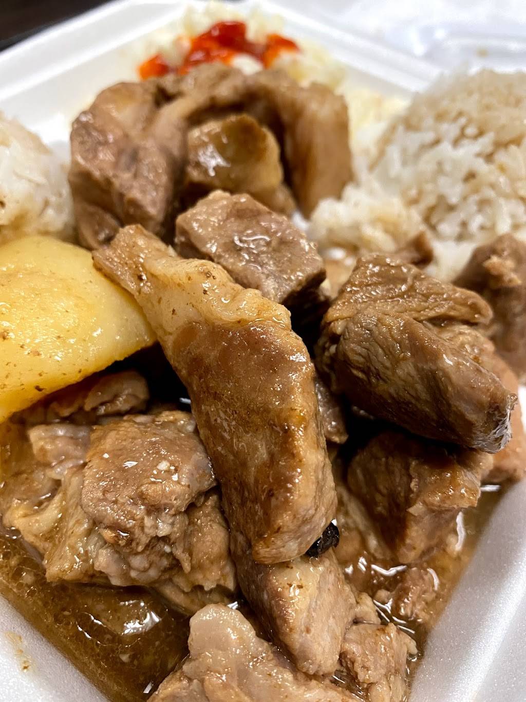 Ronnies | restaurant | 111 Sand Island Access Rd, Honolulu, HI 96819, USA | 8087972866 OR +1 808-797-2866