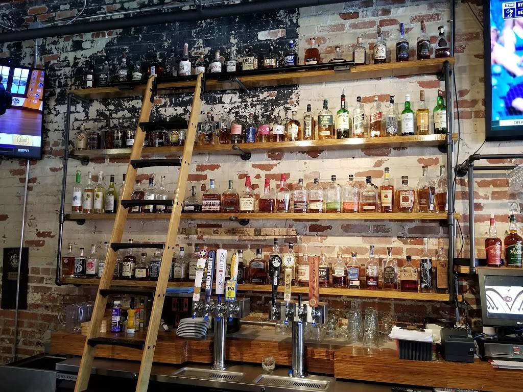 Stack Southern Bistro | restaurant | 166 1st St NE, Cleveland, TN 37311, USA | 4234733282 OR +1 423-473-3282