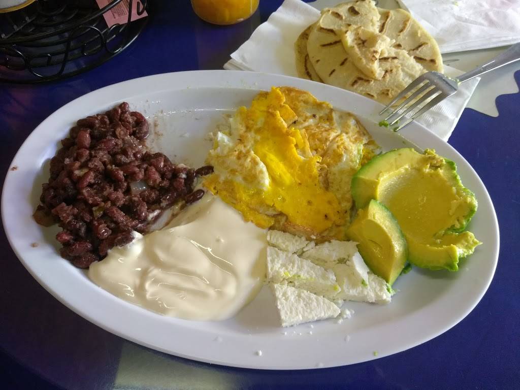 Rio Lempa | restaurant | 2626 Saturn Ave, Huntington Park, CA 90255, USA | 3235856455 OR +1 323-585-6455