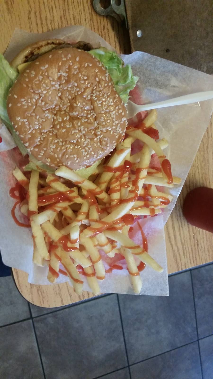 Athens Grill | restaurant | 116 Mill St, Lowell, IN 46356, USA | 2196964700 OR +1 219-696-4700