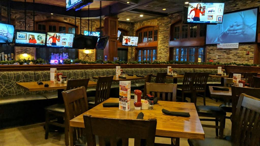 Champps | restaurant | 1827 Olentangy River Rd, Columbus, OH 43212, USA | 6142980833 OR +1 614-298-0833