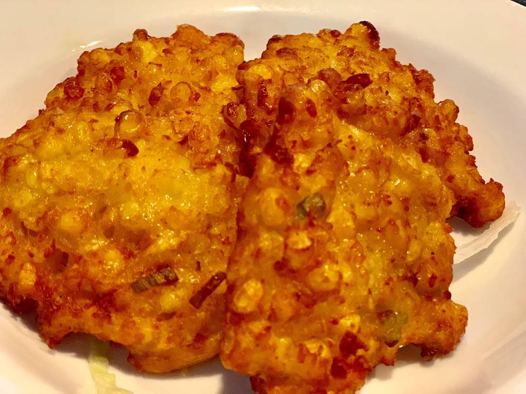 Jembatan 5 | restaurant | 932 S 10th St, Philadelphia, PA 19147, USA | 2152381898 OR +1 215-238-1898