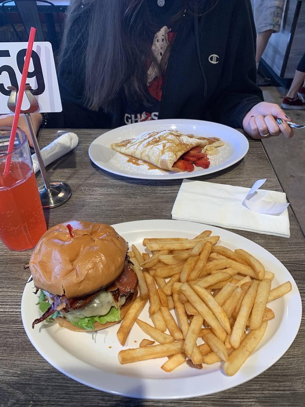 Crave Cafe | restaurant | 22950 Vanowen St #E, West Hills, CA 91307, USA | 8187190021 OR +1 818-719-0021