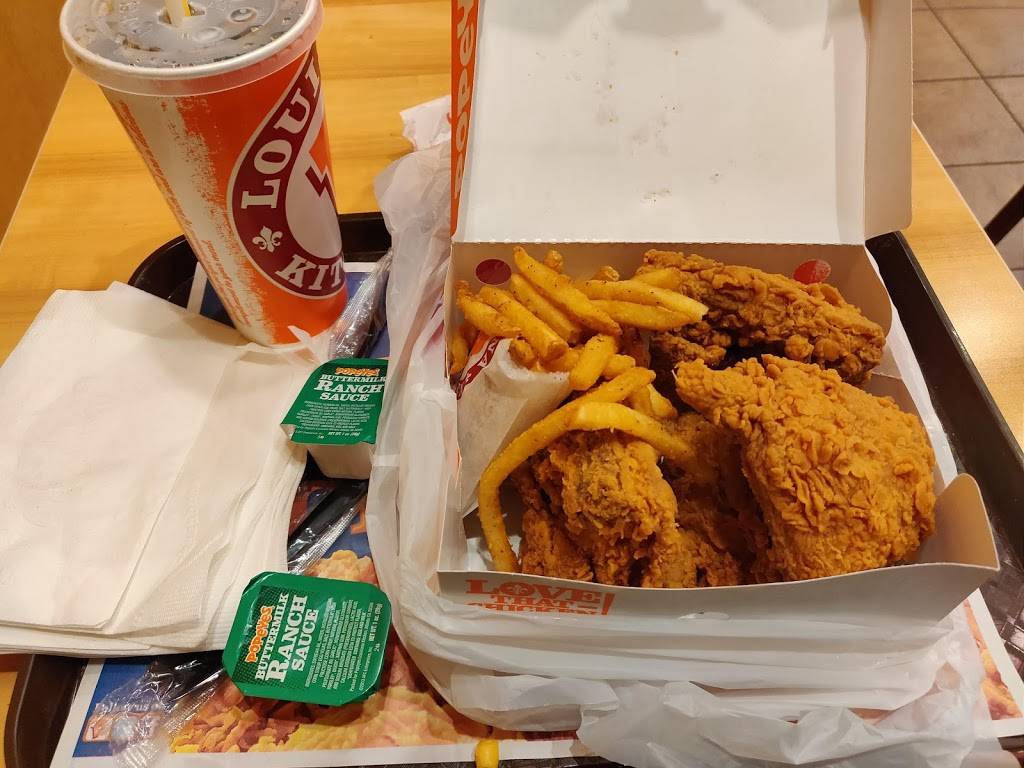 Popeyes Louisiana Kitchen | restaurant | 205-20 Jamaica Ave, Hollis, NY 11423, USA | 7187368310 OR +1 718-736-8310