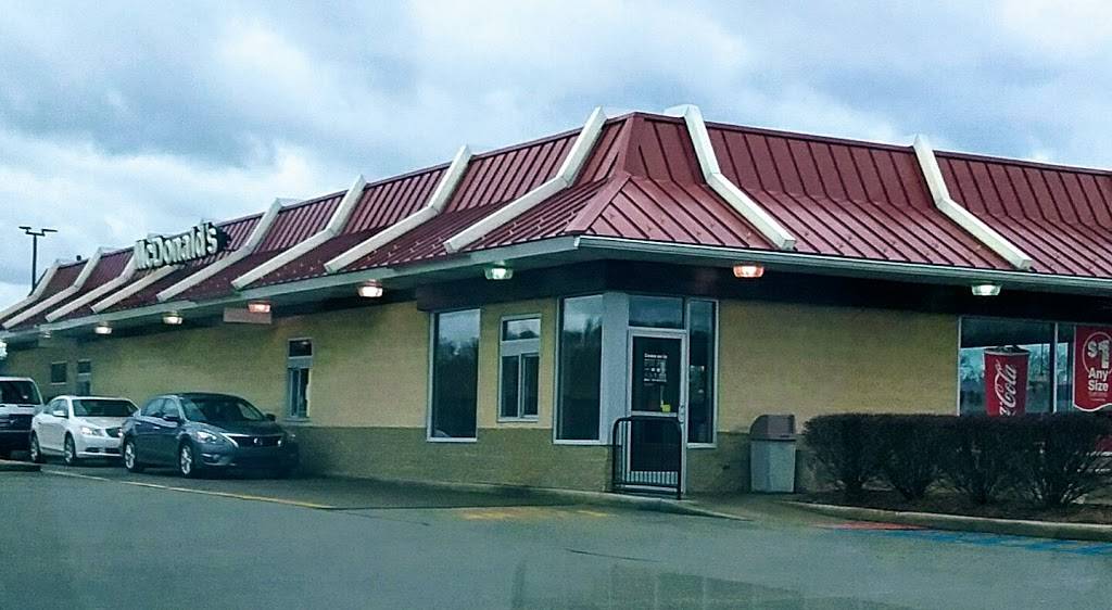 McDonalds | cafe | 10 Ring Rd, Barboursville, WV 25504, USA | 3047330455 OR +1 304-733-0455