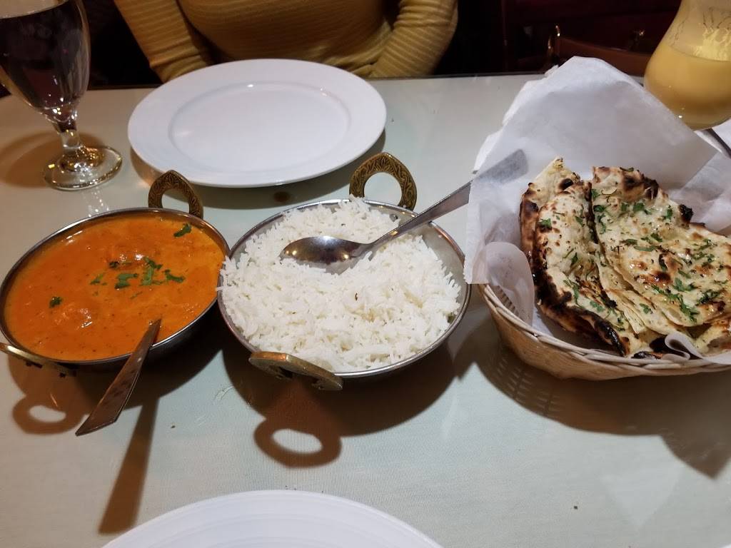 Kenders Indian Palace | restaurant | 833 E Center St, Wallingford, CT 06492, USA | 2037937926 OR +1 203-793-7926