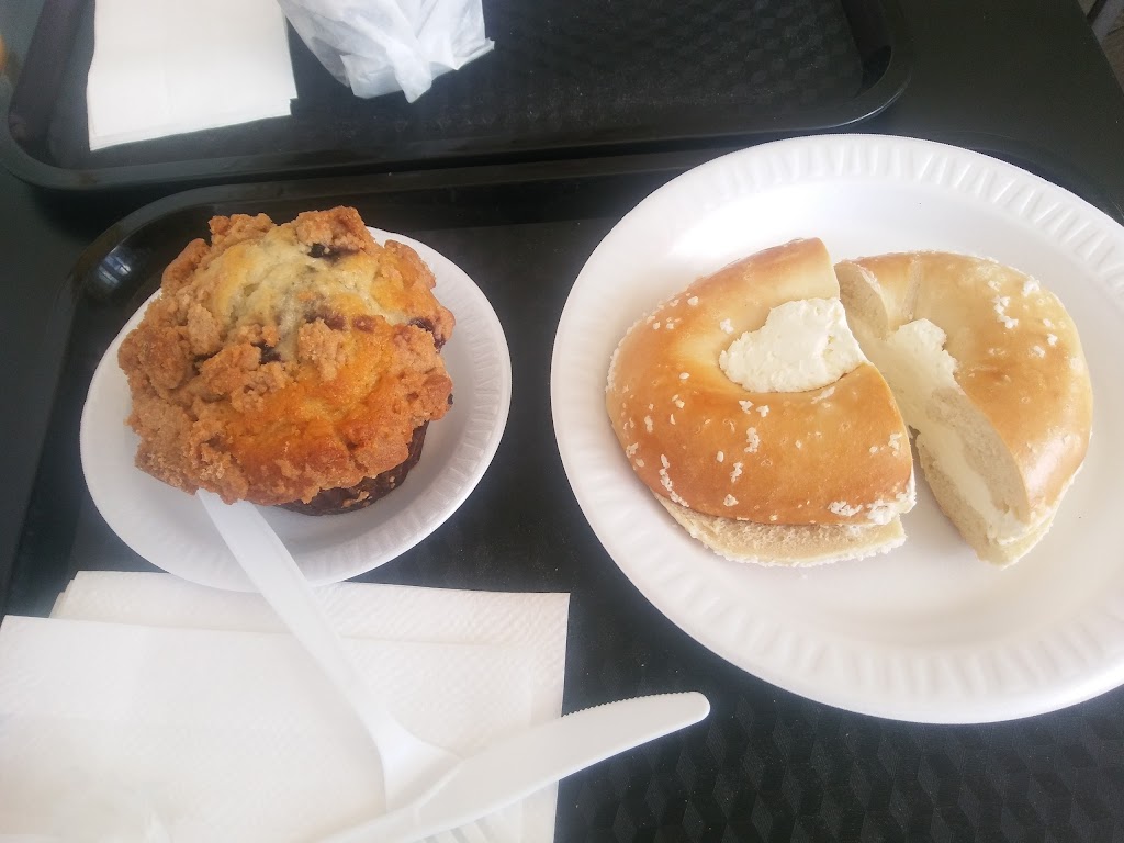 Beyond Bagels | cafe | 523 N Broadway, Jericho, NY 11753, USA | 5168224477 OR +1 516-822-4477