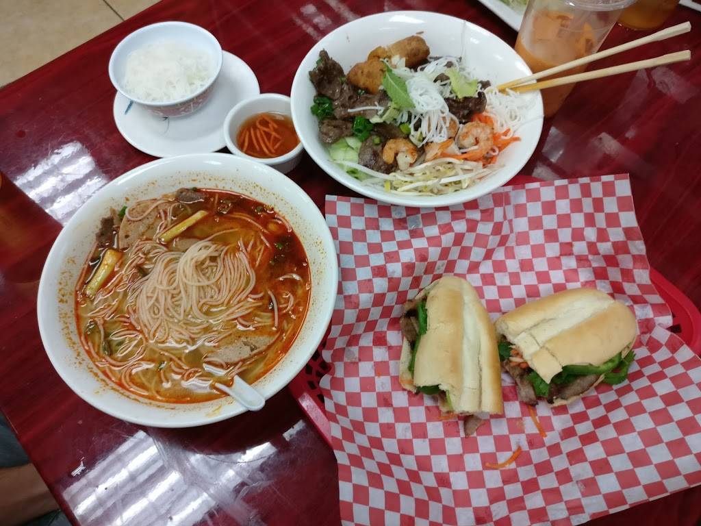 Pho Plus Restaurant | restaurant | 1550 Austin Hwy #103, San Antonio, TX 78218, USA | 2108220173 OR +1 210-822-0173