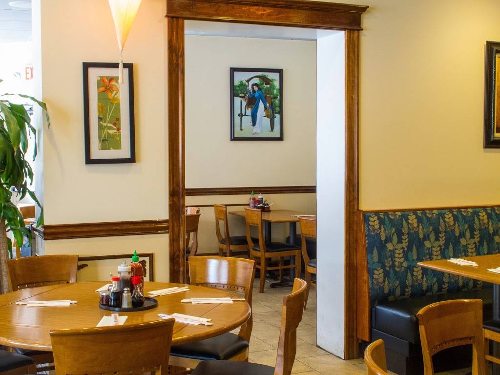 Pho Le Restaurant | restaurant | 1356 Dorchester Ave, Boston, MA 02122, USA | 6175066294 OR +1 617-506-6294