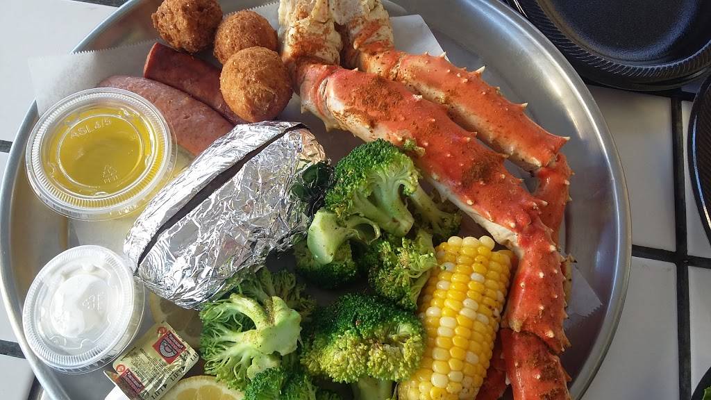 Beachside Seafood Restaurant & Market | restaurant | 120 3rd St S, Jacksonville Beach, FL 32250, USA | 9044442722 OR +1 904-444-2722