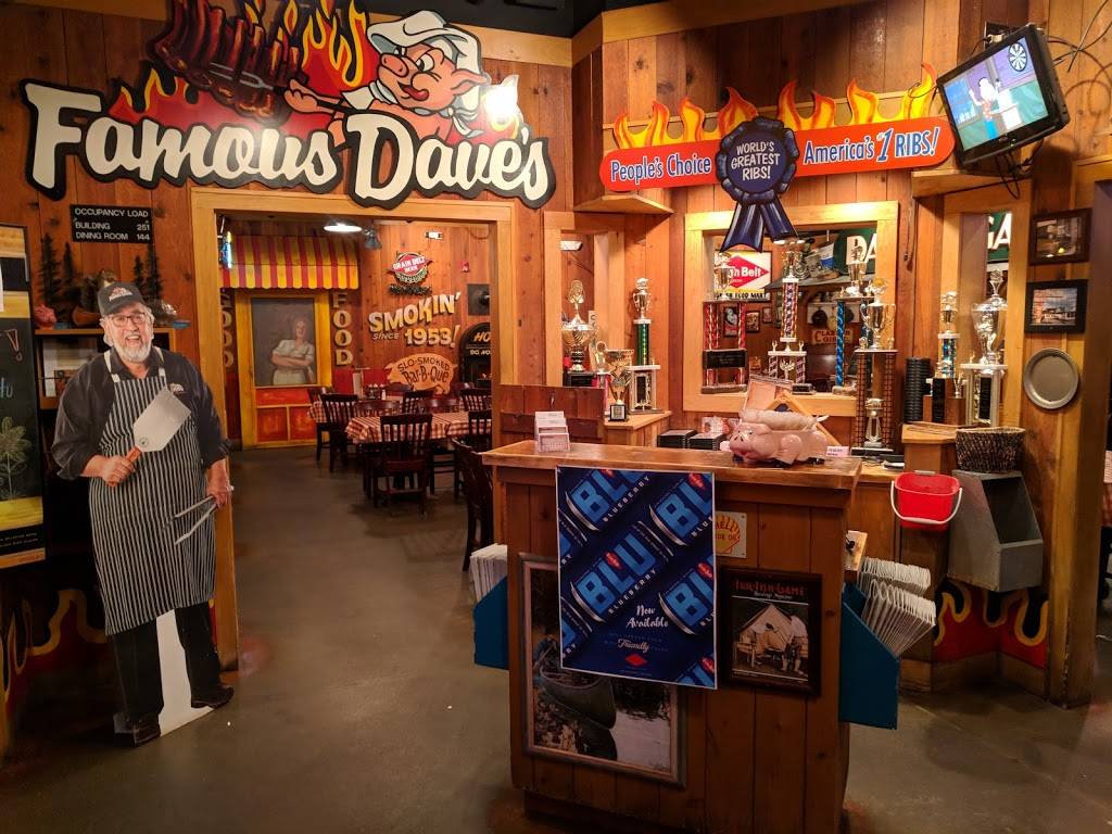 Famous Daves Bar-B-Que | restaurant | 4355 Frontage Rd W, Owatonna, MN 55060, USA | 5074552900 OR +1 507-455-2900