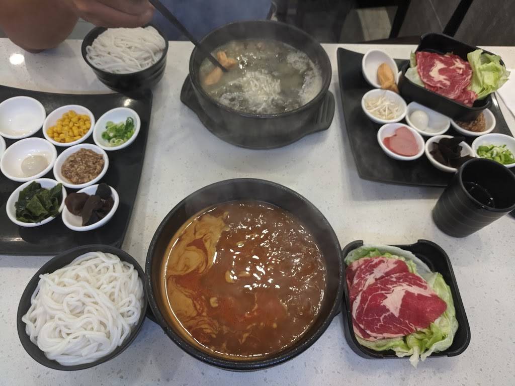 阿香米线士嘉堡店（1店） | restaurant | 3250 Midland Ave G106, Scarborough, ON M1V 0C4, Canada | 6478256288 OR +1 647-825-6288