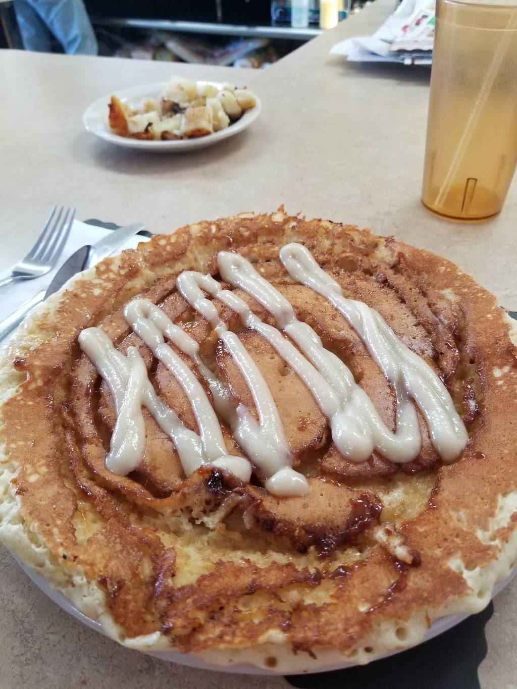 Sharons Place | restaurant | 411 S Washington Ave, Scranton, PA 18505, USA | 5703437712 OR +1 570-343-7712