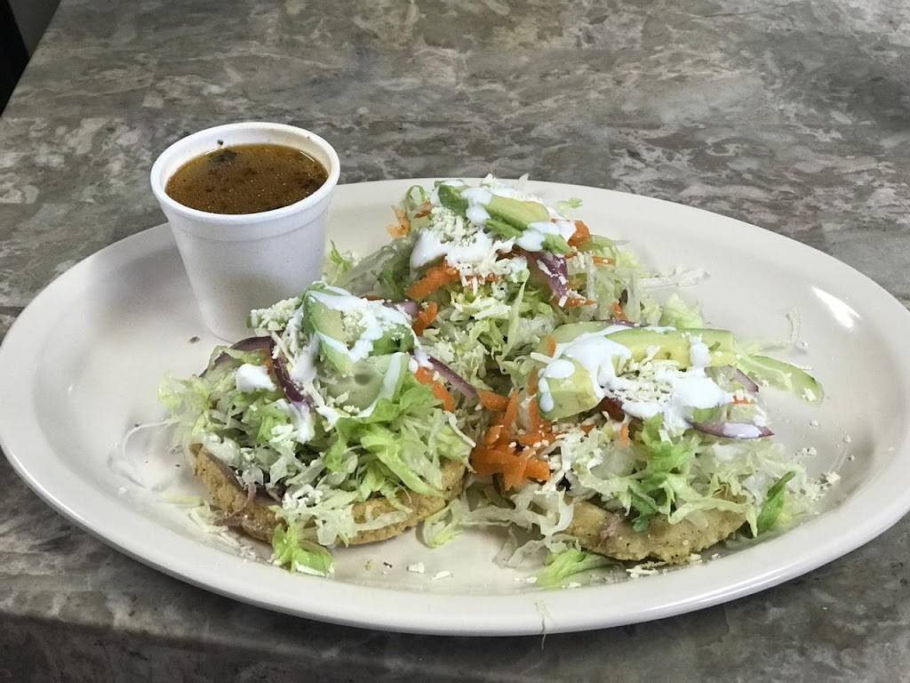 Cenaduria Mi Tomito | restaurant | Privada Manzana 8881, Floresta, Tijuana, B.C., Mexico | 016646890820 OR +52 664 689 0820