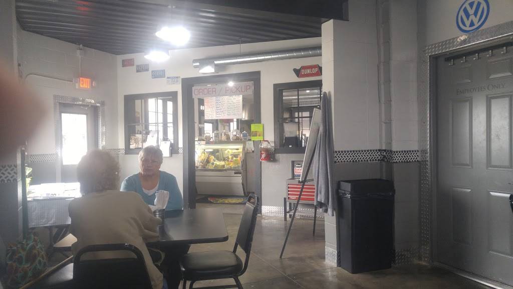 Station Deli | restaurant | 1142 4th Ave, Lake Odessa, MI 48849, USA | 6163743176 OR +1 616-374-3176