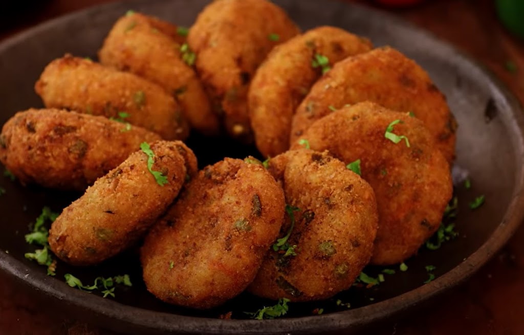 Sarita Indian Kitchen | meal takeaway | 13 Jolina Ct, Richmond, VT 05477, USA | 8028291174 OR +1 802-829-1174