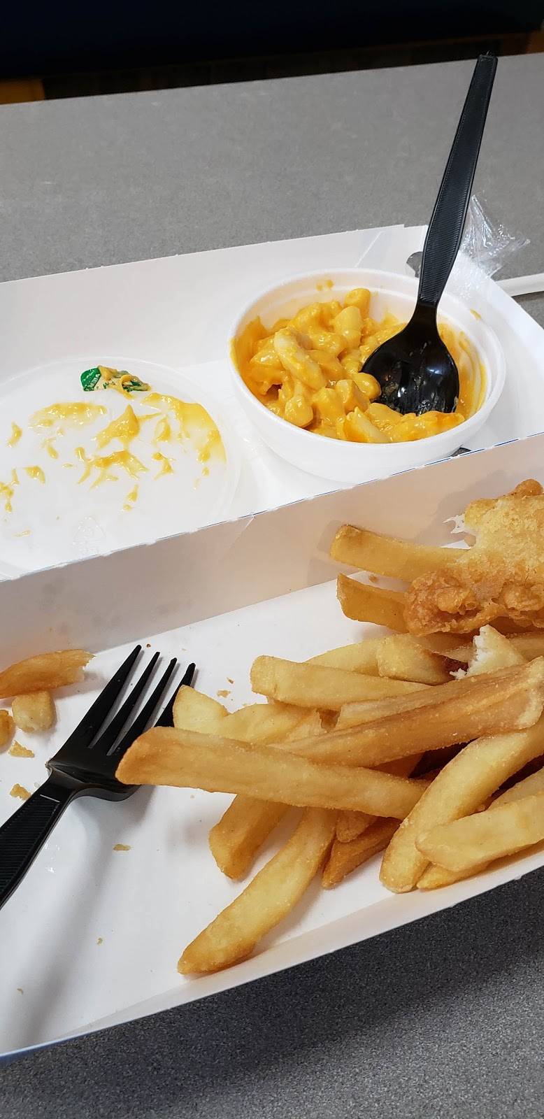 Captain Ds | restaurant | 1125 N Brindlee Mountain Pkwy, Arab, AL 35016, USA | 2565863300 OR +1 256-586-3300