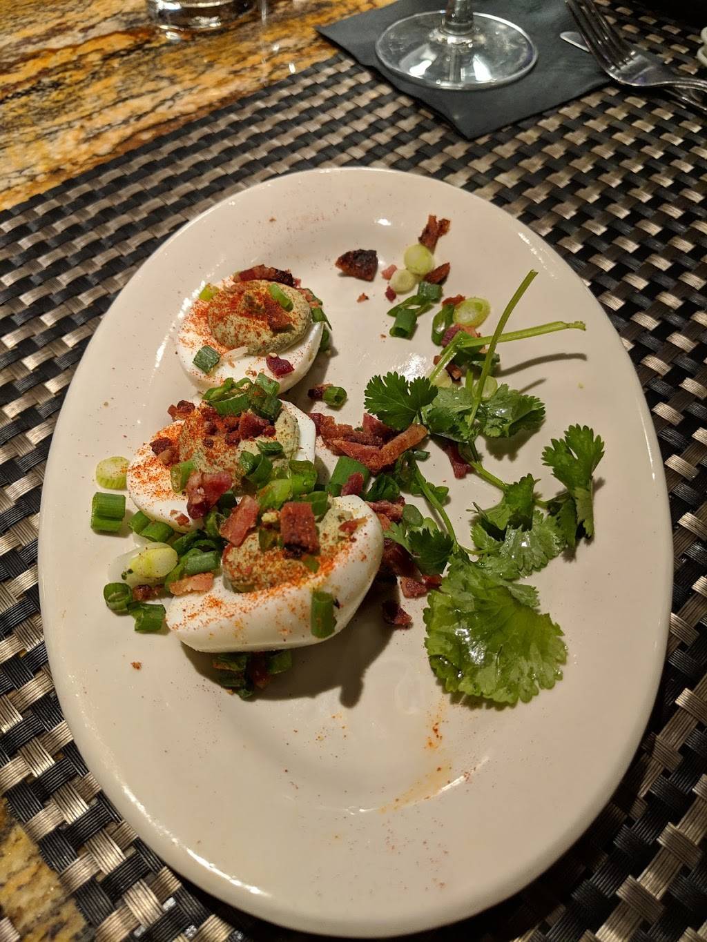 Ikes Minnetonka | restaurant | 17805 MN-7, Minnetonka, MN 55345, USA | 9526817099 OR +1 952-681-7099