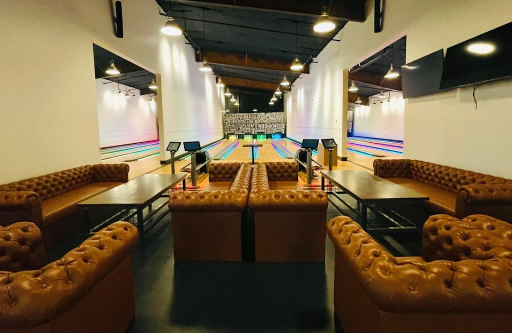 Lodi Bowling Lounge & Bar | restaurant | 302 N Sacramento St, Lodi, CA 95240, USA | 2099041110 OR +1 209-904-1110
