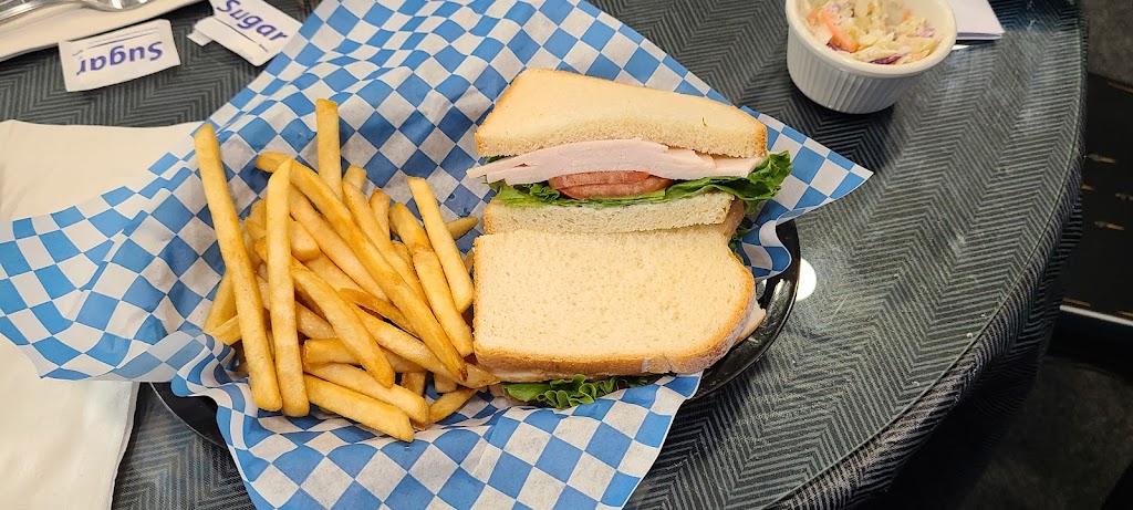 Elises Eatery | restaurant | 1175 2nd St, Crescent City, CA 95531, USA | 7079510762 OR +1 707-951-0762