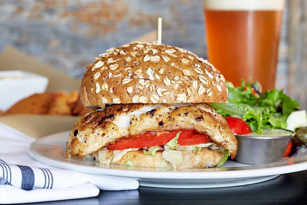 The Big Ketch Saltwater Grill - Buckhead | restaurant | 3279 Roswell Rd NE, Atlanta, GA 30305, USA | 4044749508 OR +1 404-474-9508