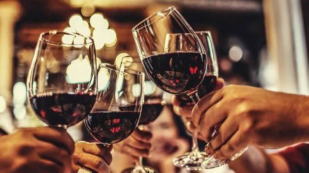 Vines Wine Bar and Bistro | restaurant | 19501 Mainstreet, Parker, CO 80138, USA | 3037368463 OR +1 303-736-8463