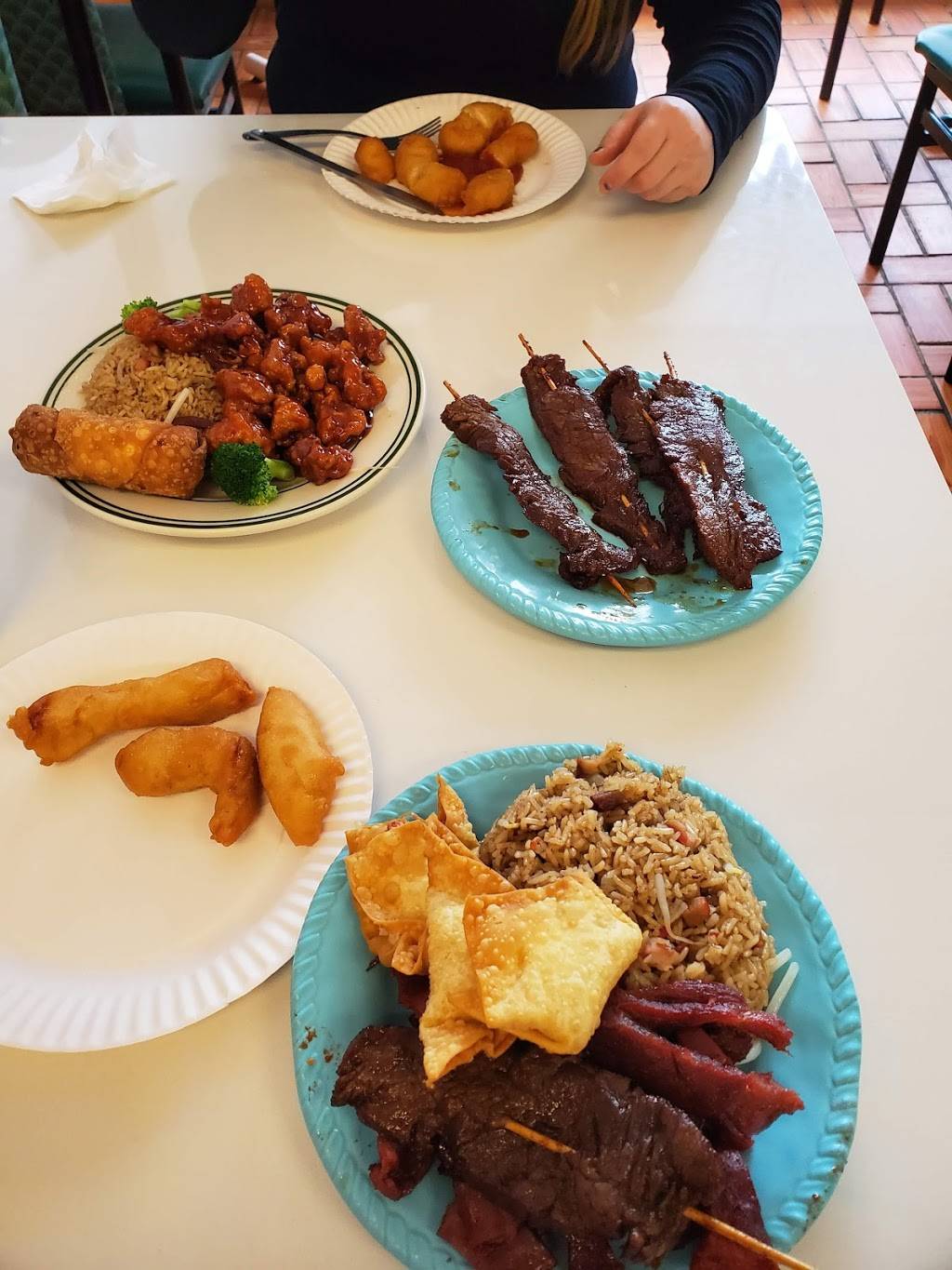 Golden House Restaurant | restaurant | 700 Southbridge St #1, Worcester, MA 01610, USA | 5087530888 OR +1 508-753-0888