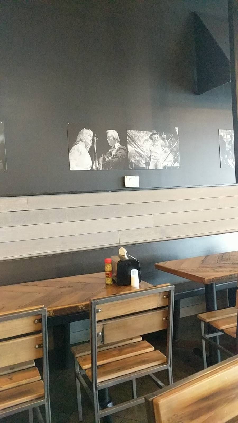 Hot Chicken Kitchen | restaurant | 28674 Telegraph Rd, Southfield, MI 48034, USA | 2482813041 OR +1 248-281-3041