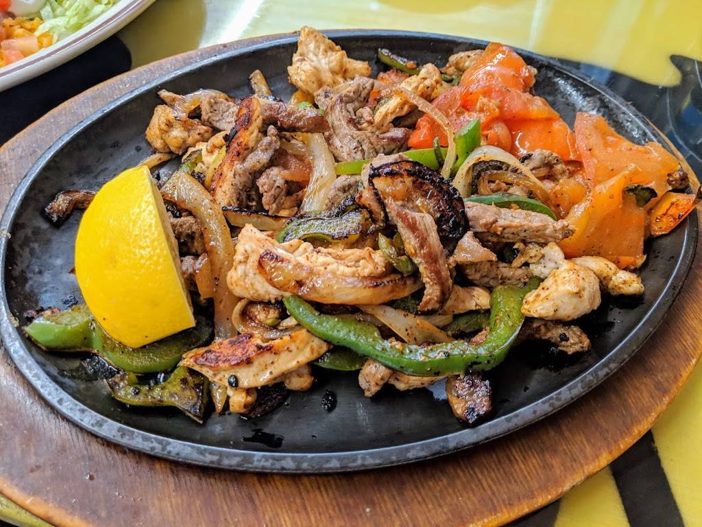 Old West Mexican Restaurant | restaurant | 4138 Fleur Dr #2324, Des Moines, IA 50321, USA | 5152852468 OR +1 515-285-2468