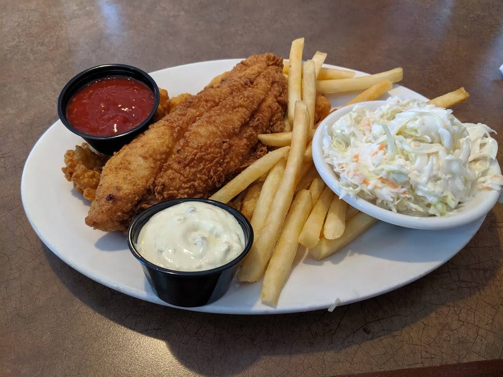 Boathouse Restaurant | restaurant | 6328 Oleander Dr, Wilmington, NC 28403, USA | 9106794224 OR +1 910-679-4224