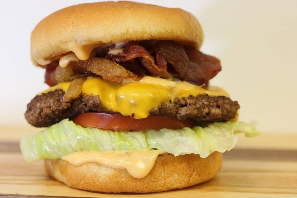 Sespe Burger | restaurant | 8252 Market St, Boardman, OH 44512, USA | 2342540014 OR +1 234-254-0014