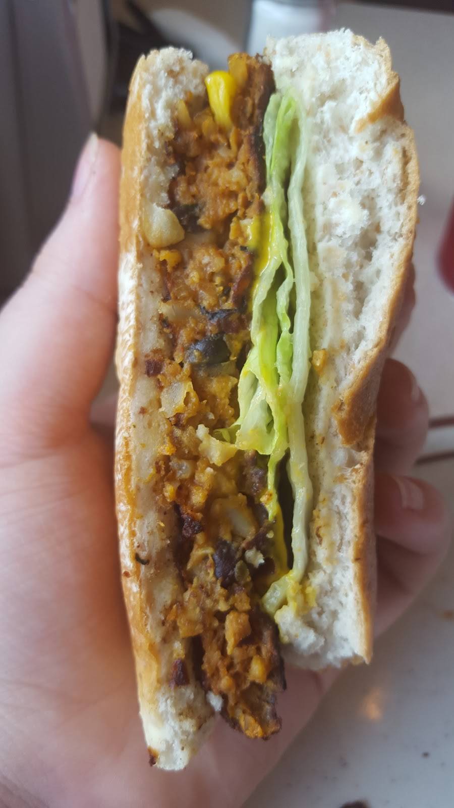 Leos Coney Island | restaurant | 33577 Van Dyke Ave, Sterling Heights, MI 48312, USA | 5869780080 OR +1 586-978-0080